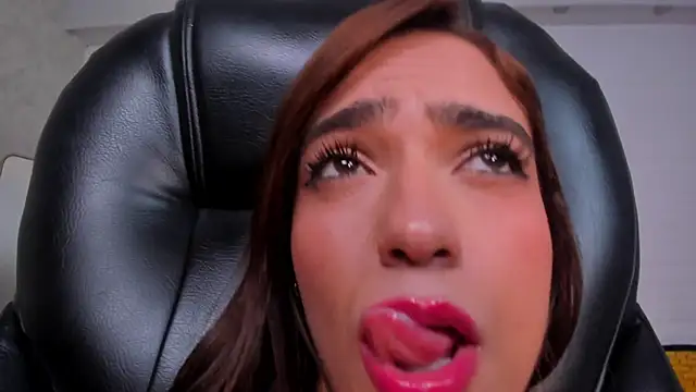 MariamRivera  online show from December 2024 10:07:01 AM