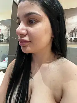 Snapshot of Samira30 chatting on April 2026 04:15:01 PM Samira30 online show from April 2026 04:15:01 PM