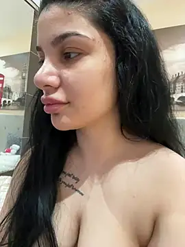 Snapshot of Samira30 chatting on April 2026 05:00:01 PM Samira30 online show from April 2026 05:00:01 PM