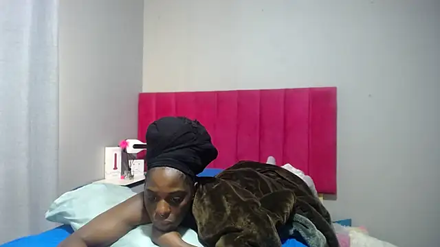 Snapshot of Shaniko89 chatting on December 2025 05:49:02 AM Shaniko89 online show from December 2025 05:49:02 AM