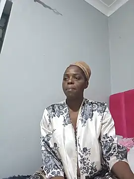 Shaniko89 online show from July 2026 07:28:02 PM