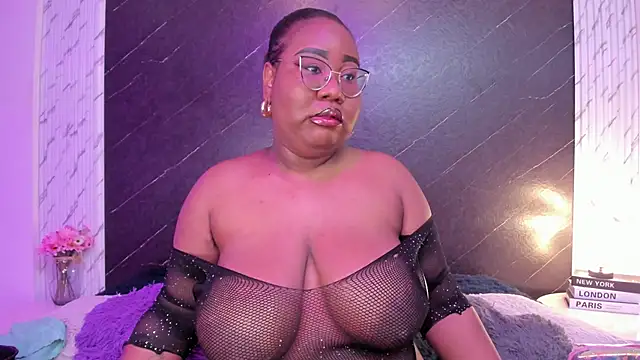 Darnellqueen online show from October 2025 03:40:01 AM