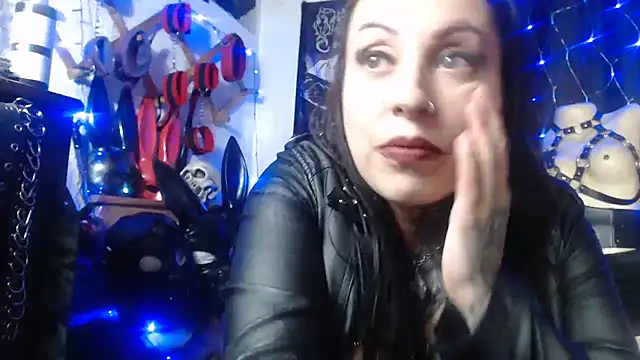 Astartexxx online show from February 2025 06:33:01 AM