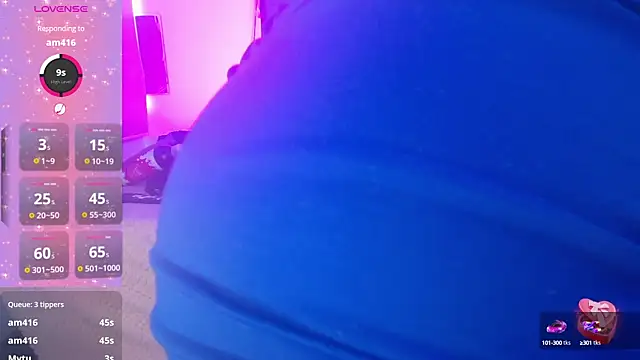 Miley Walker1 online show from March 2025 01:41:01 PM