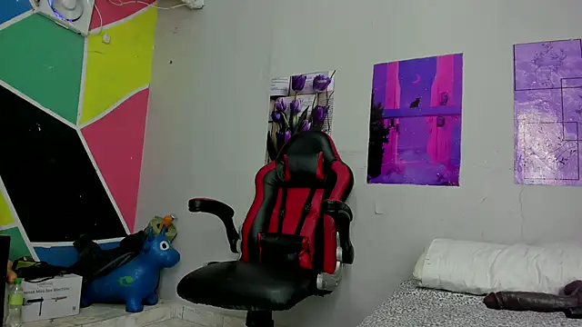 MarianaManzur online show from September 2025 03:44:02 PM