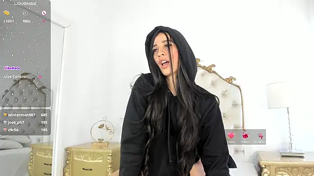 Valentina Ross  online show from February 2025 03:30:02 PM