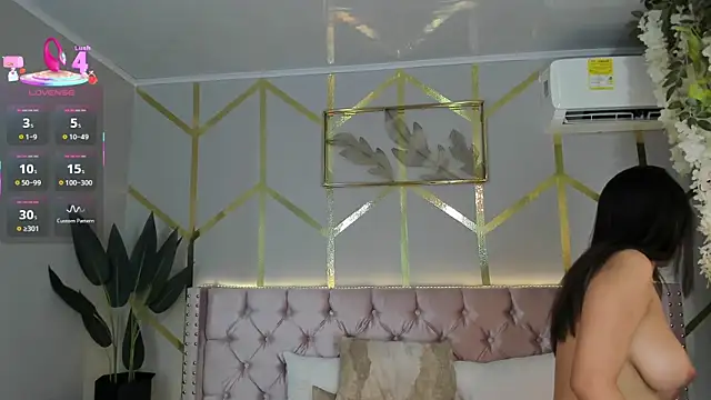 Snapshot of candy_beck chatting on March 2025 04:32:01 PM candy beck online show from March 2025 04:32:01 PM