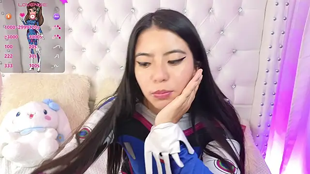 Snapshot of Hikikodoll__ chatting on February 2025 11:30:02 PM Hikikodoll online show from February 2025 11:30:02 PM