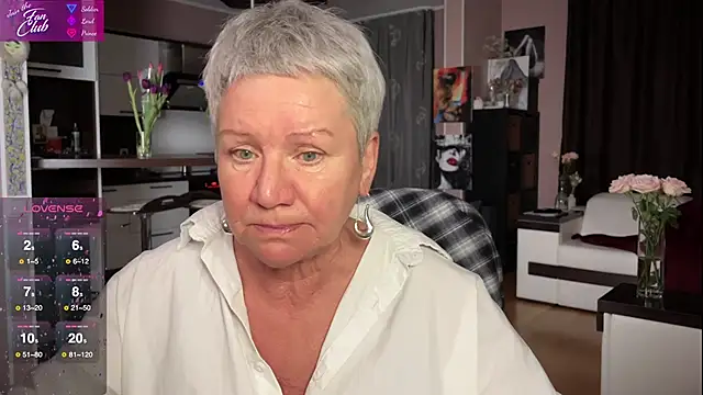 roxana brooks online show from March 2025 05:33:02 PM