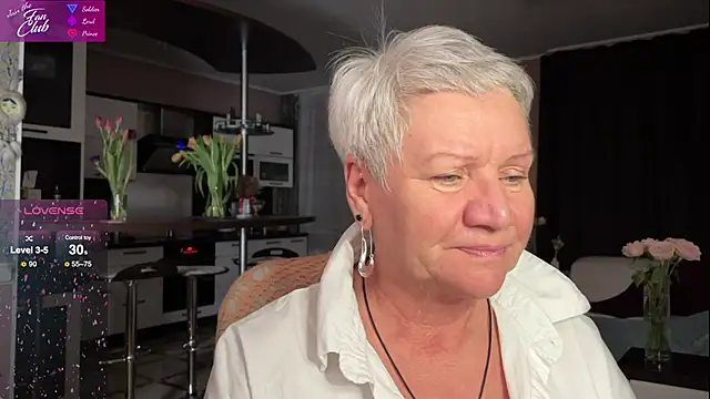 roxana brooks online show from March 2025 04:40:02 PM