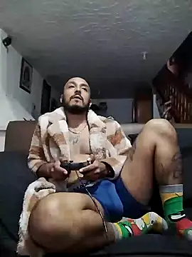 KenllyH online show from January 2025 02:26:02 AM