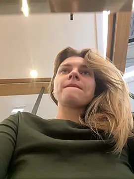 ValenciaShock online show from September 2025 06:35:02 AM