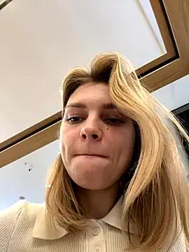 ValenciaShock online show from September 2025 06:48:02 AM