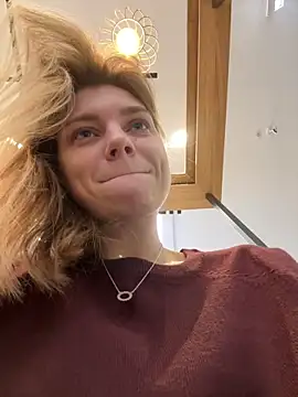 ValenciaShock online show from October 2025 06:45:01 AM