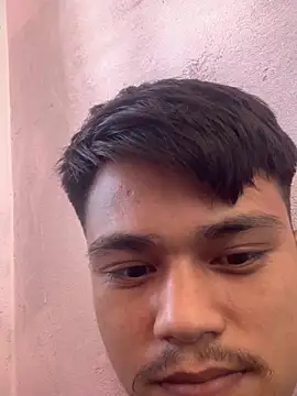 Hullax online show from November 2025 04:24:02 AM