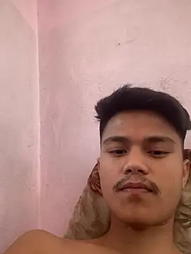 Hullax online show from April 2026 02:51:01 AM