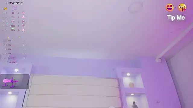 Isabella Daniell online show from March 2025 06:57:01 AM