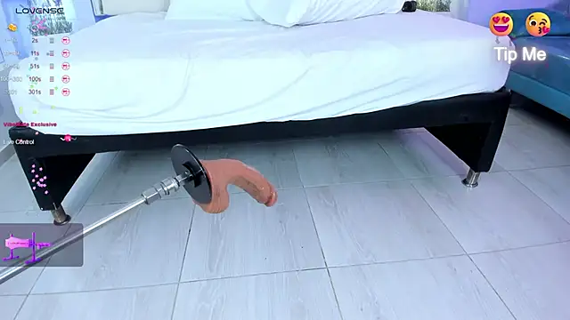 Isabella Daniell online show from March 2025 04:02:02 AM