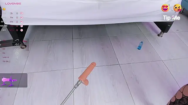 Isabella Daniell online show from March 2025 06:54:01 AM