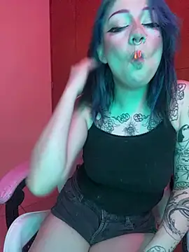 Snapshot of Lucygothic chatting on March 2025 11:59:02 PM Lucygothic online show from March 2025 11:59:02 PM