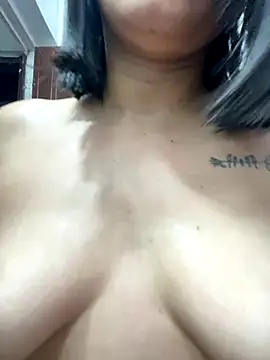 Lucia-Candy online show from December 2024 01:25:01 AM