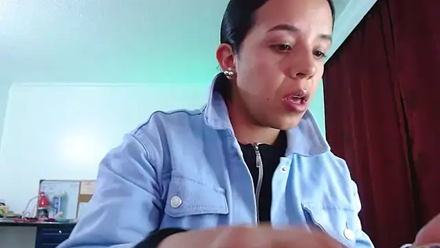 VALERY MEER online show from October 2025 12:11:01 AM