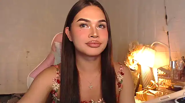 Ashely Lewis online show from January 2025 01:05:02 PM