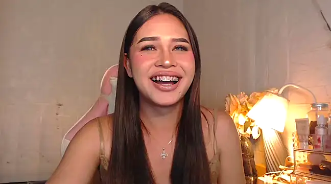 Ashely Lewis online show from January 2025 03:07:01 PM