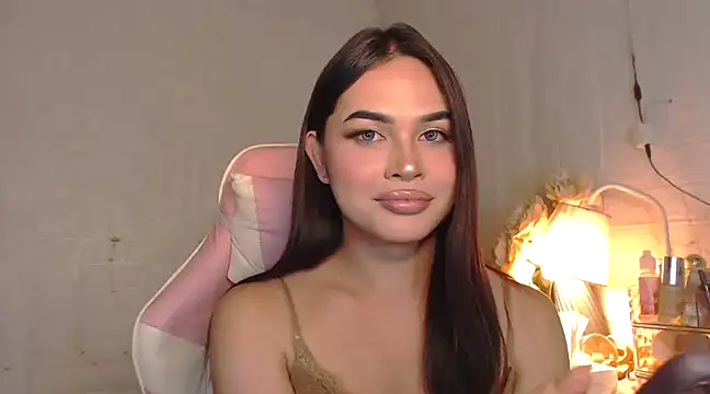 Ashely Lewis online show from February 2025 02:02:01 PM