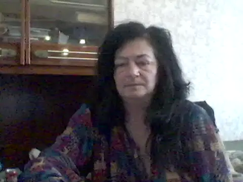 Snapshot of GypsiQueen2 chatting on February 2025 09:01:01 AM GypsiQueen2 online show from February 2025 09:01:01 AM
