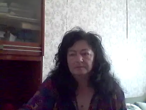 Snapshot of GypsiQueen2 chatting on February 2025 10:37:02 AM GypsiQueen2 online show from February 2025 10:37:02 AM