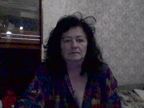 Snapshot of GypsiQueen2 chatting on February 2025 04:42:02 PM GypsiQueen2 online show from February 2025 04:42:02 PM