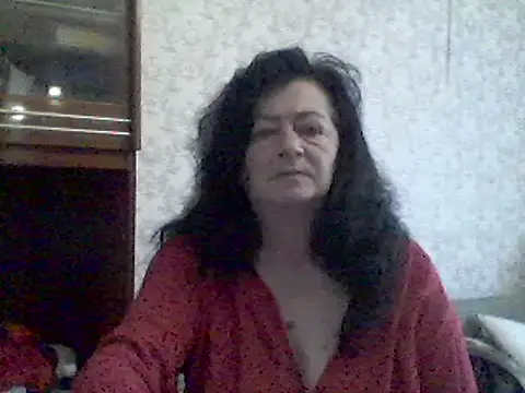 Snapshot of GypsiQueen2 chatting on March 2025 08:34:01 AM GypsiQueen2 online show from March 2025 08:34:01 AM