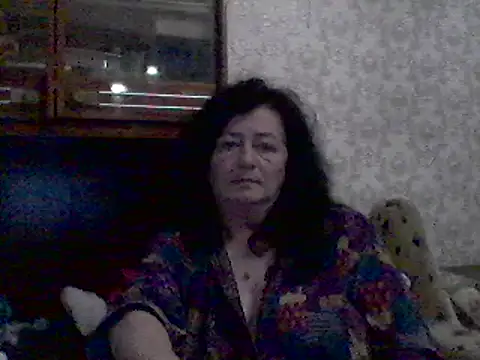 Snapshot of GypsiQueen2 chatting on March 2025 06:55:01 PM GypsiQueen2 online show from March 2025 06:55:01 PM