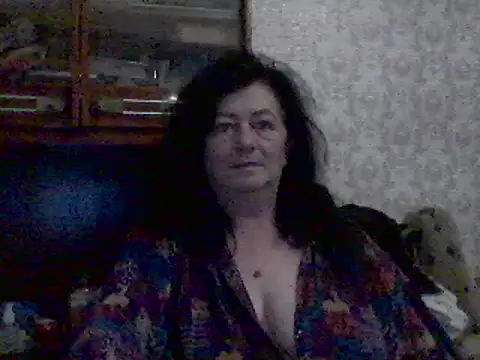 Snapshot of GypsiQueen2 chatting on March 2025 08:27:02 PM GypsiQueen2 online show from March 2025 08:27:02 PM