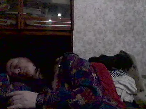 Snapshot of GypsiQueen2 chatting on March 2025 11:32:02 PM GypsiQueen2 online show from March 2025 11:32:02 PM