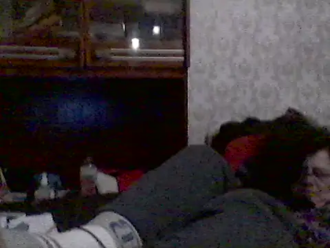 Snapshot of GypsiQueen2 chatting on March 2025 05:40:01 AM GypsiQueen2 online show from March 2025 05:40:01 AM