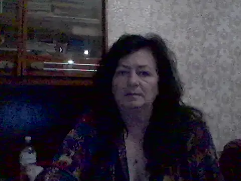 Snapshot of GypsiQueen2 chatting on March 2025 05:00:02 PM GypsiQueen2 online show from March 2025 05:00:02 PM