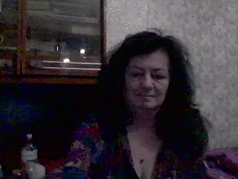 Snapshot of GypsiQueen2 chatting on March 2025 09:20:01 PM GypsiQueen2 online show from March 2025 09:20:01 PM
