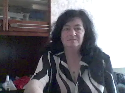 Snapshot of GypsiQueen2 chatting on March 2025 11:20:01 AM GypsiQueen2 online show from March 2025 11:20:01 AM