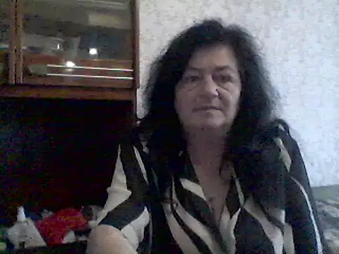 Snapshot of GypsiQueen2 chatting on March 2025 02:23:02 PM GypsiQueen2 online show from March 2025 02:23:02 PM