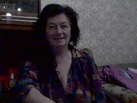 Snapshot of GypsiQueen2 chatting on March 2025 10:54:01 PM GypsiQueen2 online show from March 2025 10:54:01 PM