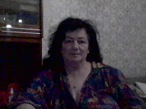 Snapshot of GypsiQueen2 chatting on March 2025 06:39:02 PM GypsiQueen2 online show from March 2025 06:39:02 PM