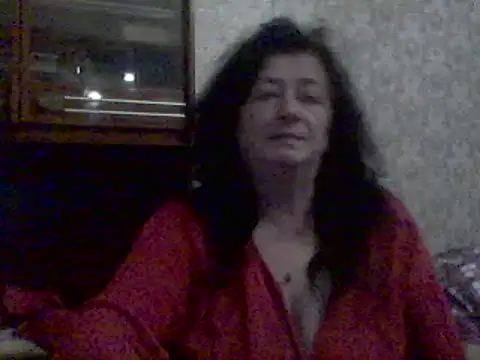 Snapshot of GypsiQueen2 chatting on March 2025 06:03:02 PM GypsiQueen2 online show from March 2025 06:03:02 PM
