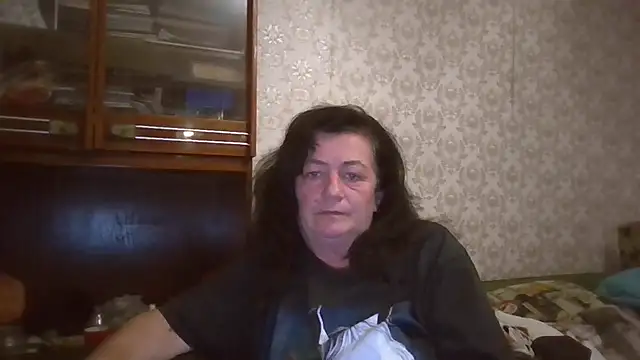 Snapshot of GypsiQueen2 chatting on September 2025 07:49:01 PM GypsiQueen2 online show from September 2025 07:49:01 PM