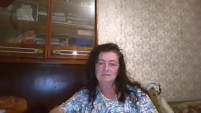 Snapshot of GypsiQueen2 chatting on September 2025 05:49:01 PM GypsiQueen2 online show from September 2025 05:49:01 PM