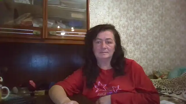 Snapshot of GypsiQueen2 chatting on October 2025 04:22:01 PM GypsiQueen2 online show from October 2025 04:22:01 PM