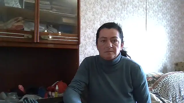 Snapshot of GypsiQueen2 chatting on November 2025 12:06:02 PM GypsiQueen2 online show from November 2025 12:06:02 PM