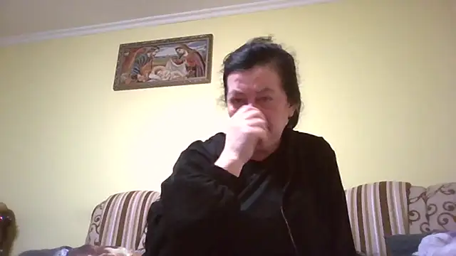 Snapshot of GypsiQueen2 chatting on February 2026 05:11:01 PM GypsiQueen2 online show from February 2026 05:11:01 PM