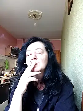 Snapshot of GypsiQueen2 chatting on March 2026 07:25:02 AM GypsiQueen2 online show from March 2026 07:25:02 AM